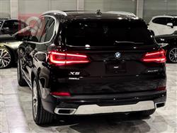 بی ئێم دەبڵیو X5